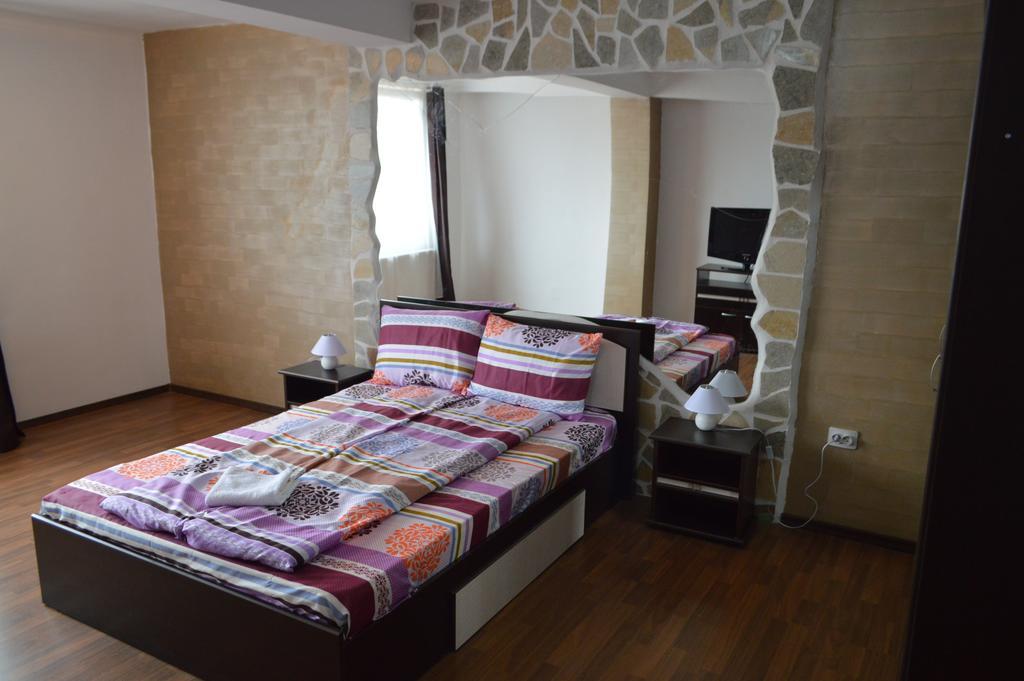 Csikos Apartment Cluj-Napoca Extérieur photo